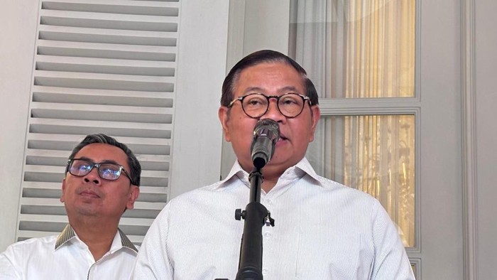 Pramono Akui Harus Hati-hati Putuskan Nasib Jalur Sepeda Jakarta