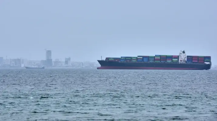 Harga Minyak Melonjak Lebih dari 1 Persen setelah Trump Tolak Proposal Iran soal Selat Hormuz