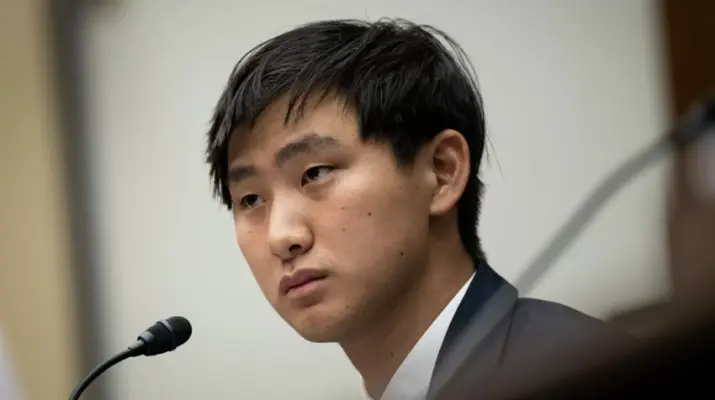 Alexandr Wang Dorong Remaja Kuasai Vibe Coding, Begini Perjalanan Miliarder AI yang Kini Pimpin Strategi Meta